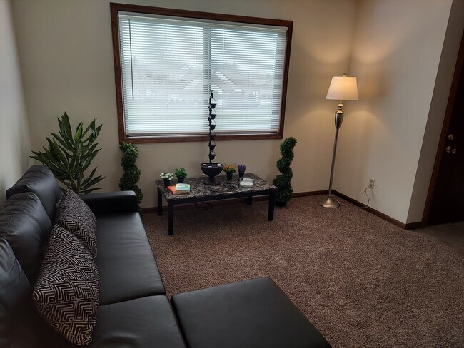 Foto del edificio - 1710 Willow View Rd