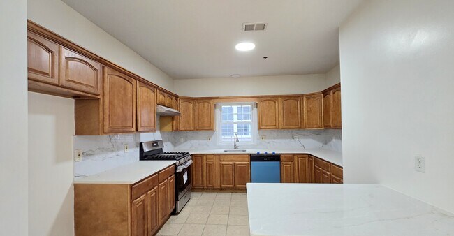 Foto del edificio - 157 Manchester Pl