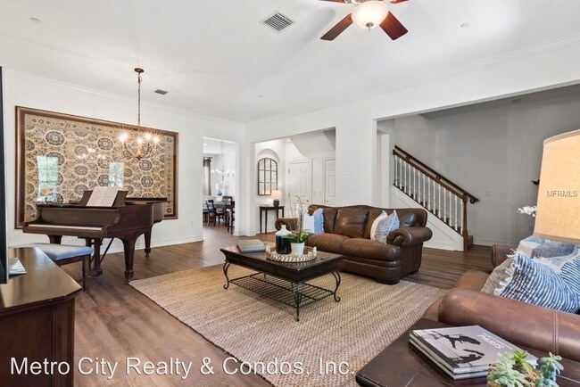 Building Photo - 4 br, 3 bath House - 1882 Meeting Pl #2