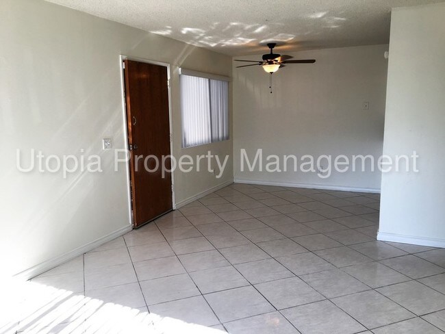 Building Photo - 3454 Del Sol Blvd