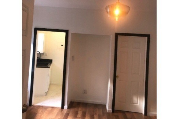 Foto principal - 4521 Sunset Blvd