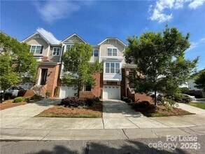 Building Photo - 835 Skybrook Falls Dr
