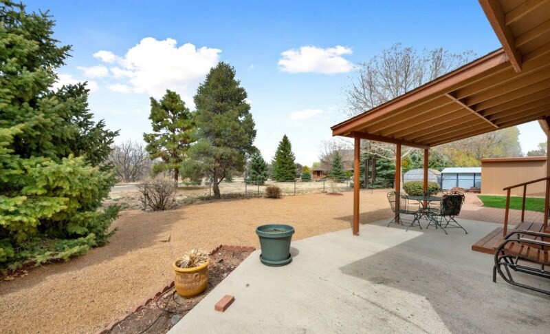 Foto del edificio - 3055 Pleasant Valley Cir