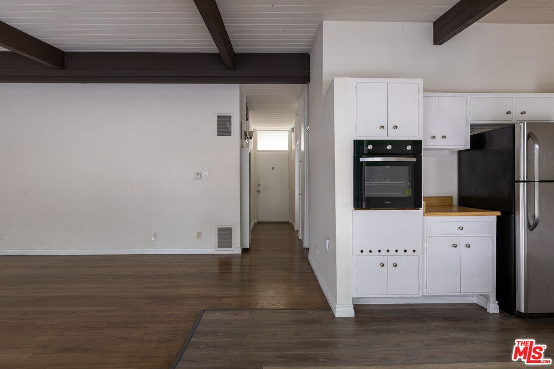 Foto principal - 11133 Rose Ave