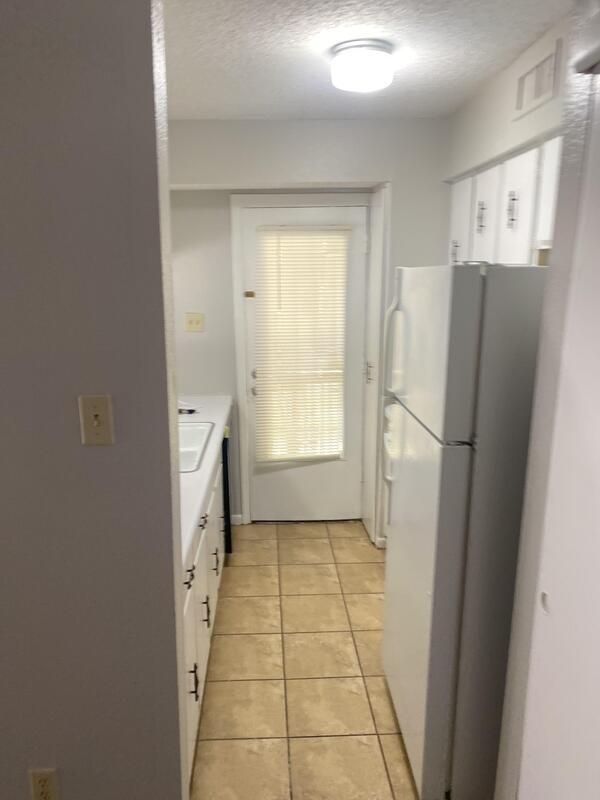 Foto del edificio - 6740 Quail Hollow Ct