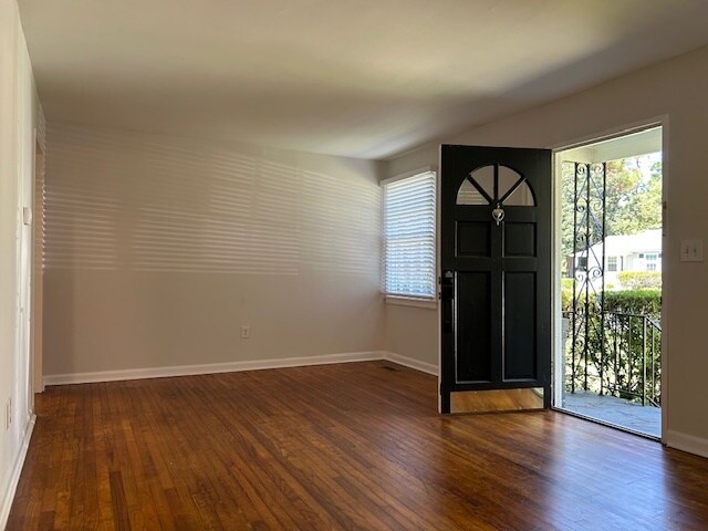 Foto del edificio - 9 Blueridge Ave