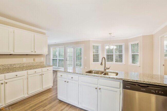 Building Photo - 2617 Lone Oak Trail