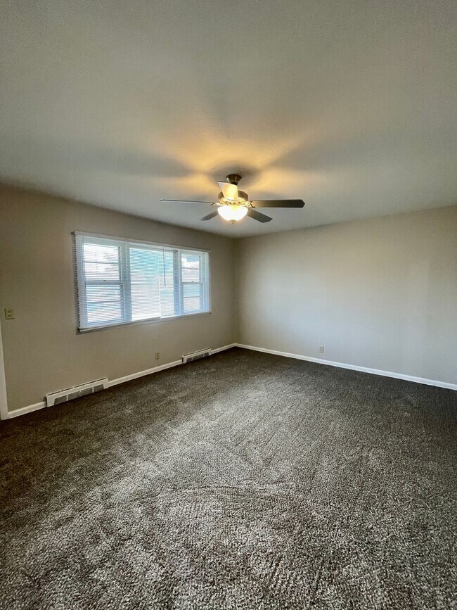 Building Photo - Cozy 3 Bedroom Home in SW Wichita