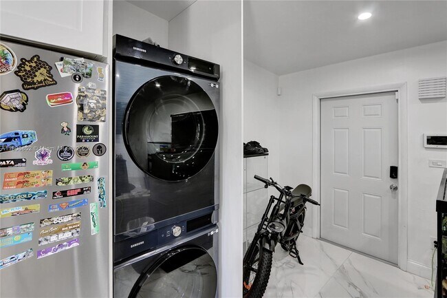 Foto del edificio - 11040 SW 52nd Dr