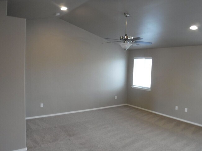Foto del edificio - Awesome Caldwell 3 bed, 2 bath cutie!