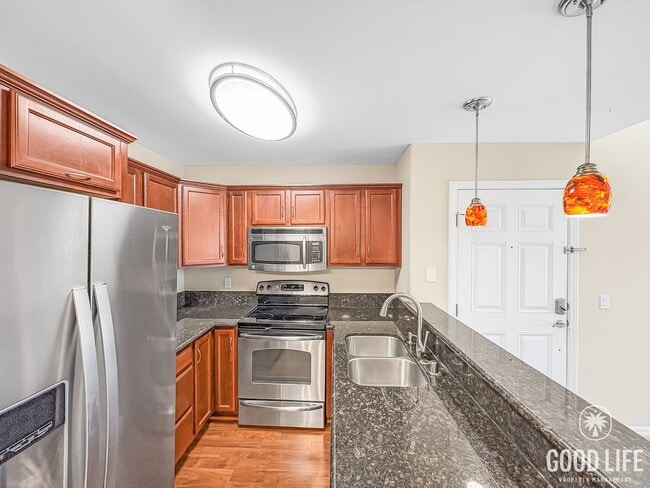 Foto del edificio - Perfect 1B/1BA w/ Balcony, Reserved Parkin...