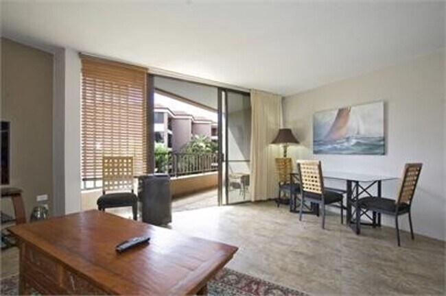 Foto del edificio - OceanFront Furnished Condo at Maalaea Merm...