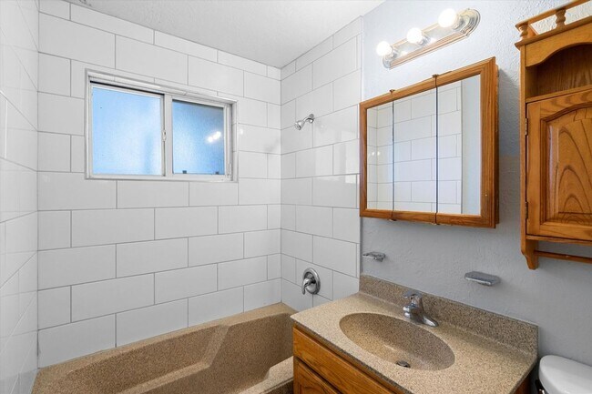 Foto del edificio - 1512 Spence Ave SE