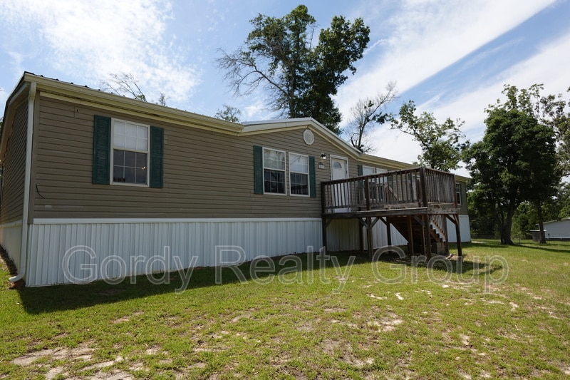Primary Photo - 1211 Dwellings St