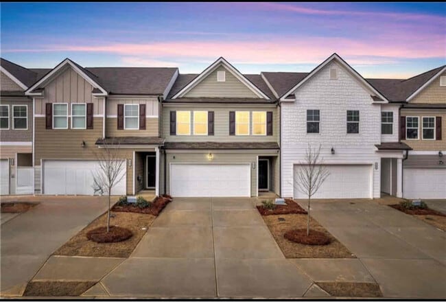 Photo - 94 Huntley Trce Townhome