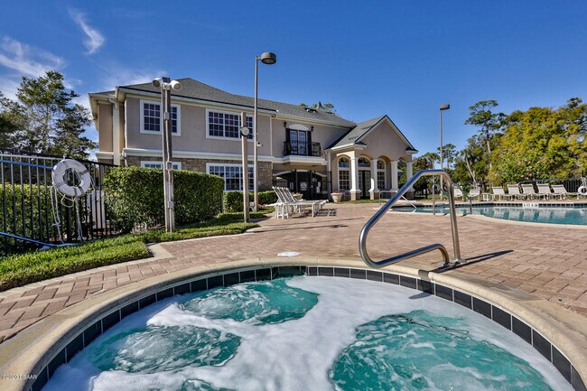Foto del edificio - 940 Village Trail