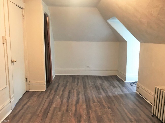 Building Photo - 1 br, 1 bath  - 5469 Black St  Available Now