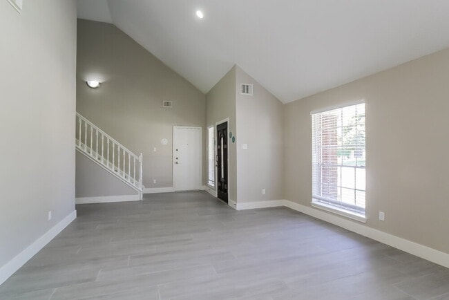 Foto del edificio - 6026 Egypt Dr