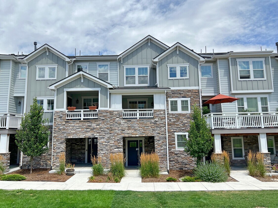 Foto principal - 5435 W 97th Ave