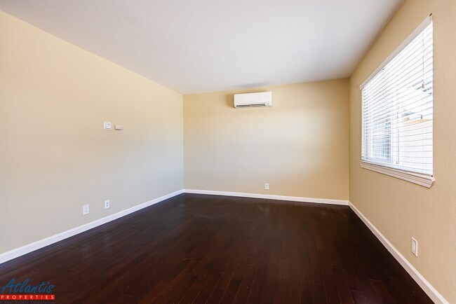 Building Photo - 1885 Cody Way