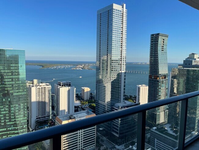 Foto del edificio - 1300 S Miami Ave
