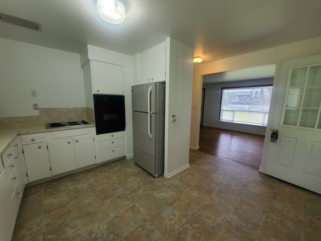 Foto del edificio - 2 Bdrm, 1 bath, 832sf home in Spanaway $1795