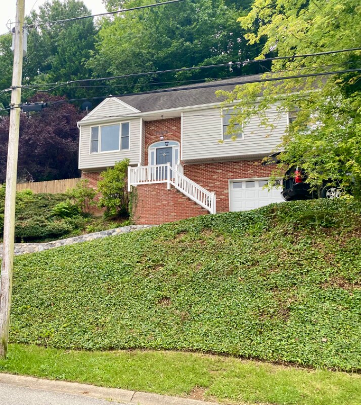 Foto principal - 5348 Cave Spring Ln