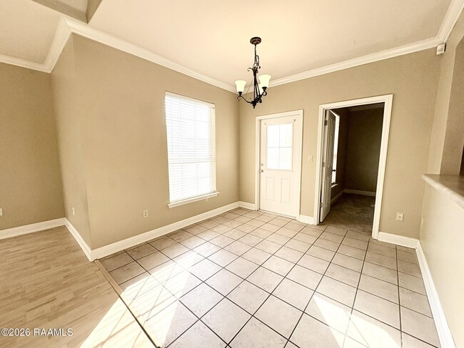 Building Photo - 4441 Burbank Dr