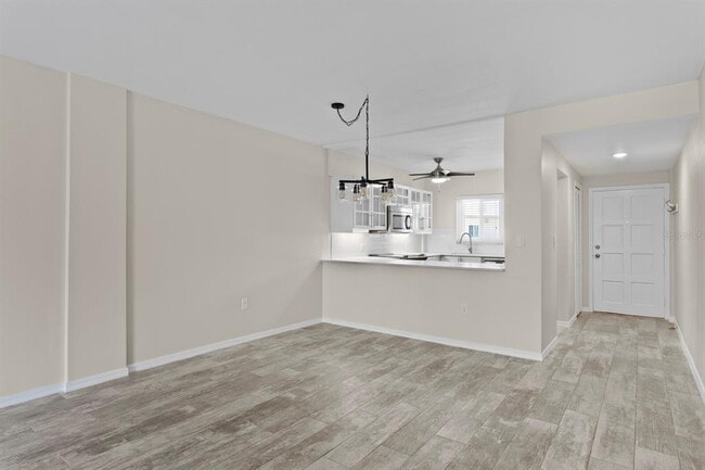 Foto del edificio - 1200 N Shore Dr NE