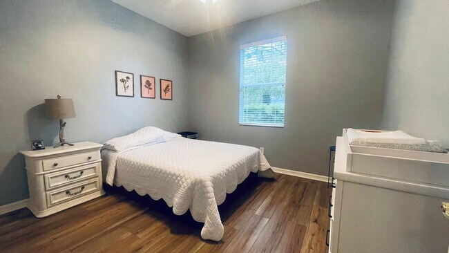 Foto del edificio - 8808 Abbey Leaf Ln