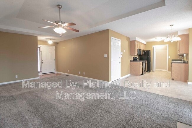 Building Photo - 2630 Del Ray Dr