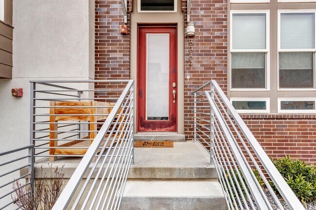 Foto del edificio - 5064 W Duckhorn Dr