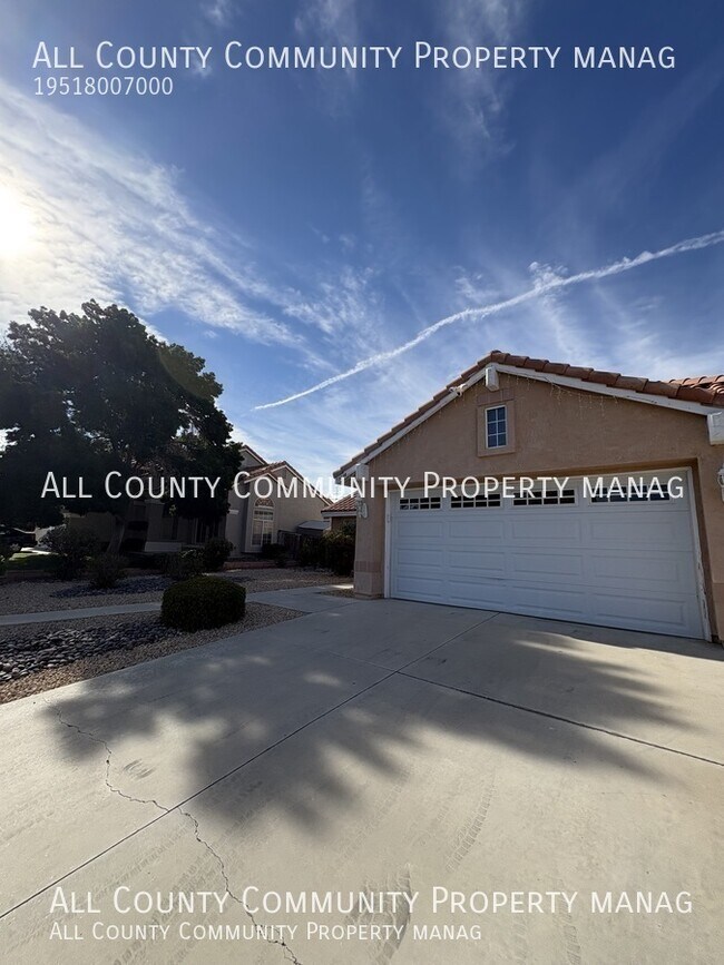 Foto del edificio - 13238 Blue Mesa Ct