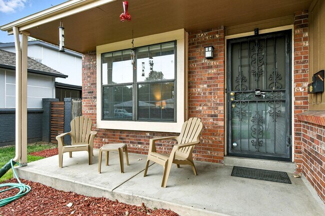 Foto del edificio - Virginia Village Home with 2 car garage
