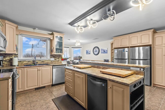 Building Photo - 17 Stanleys Rd