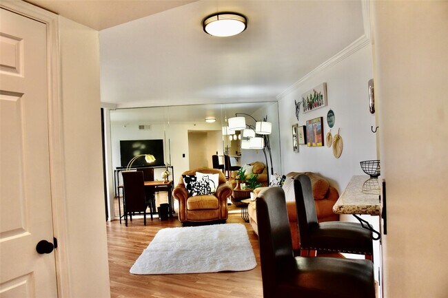 Foto del edificio - 3525 Sage Rd