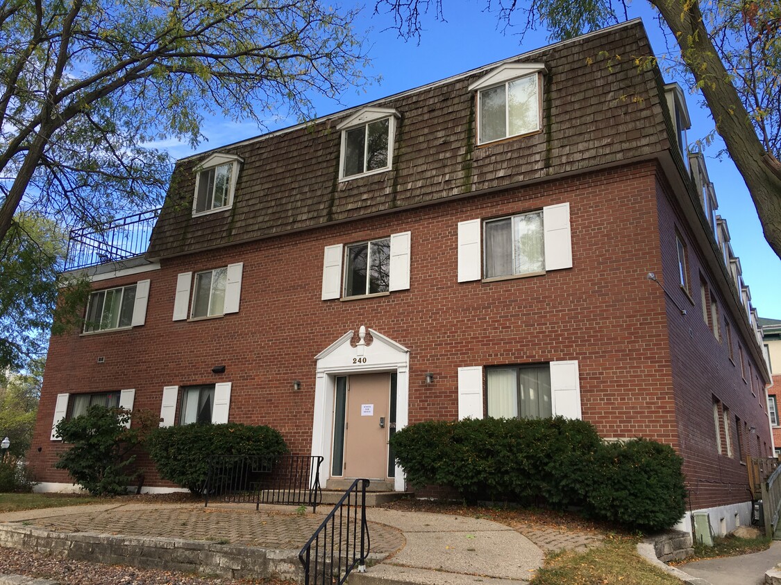 Primary Photo - 240 Langdon St