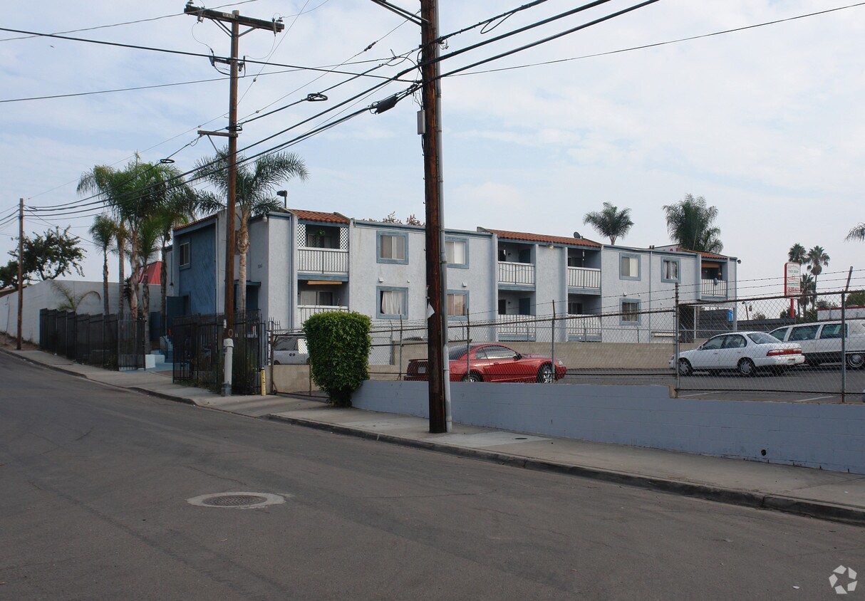 Building Photo - 5061 Marilou Rd