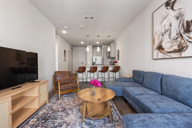 Building Photo - 5820 1/2 Cameron Road-SI FL4-ID1303398P