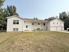 Building Photo - 6809 76th Ave S