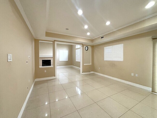 Building Photo - Bright & Updated 4-Bedroom Home in Northga...