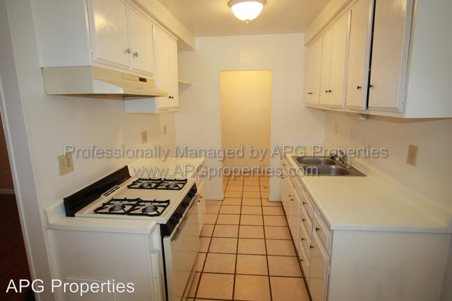Building Photo - 7581 Fillmore Dr