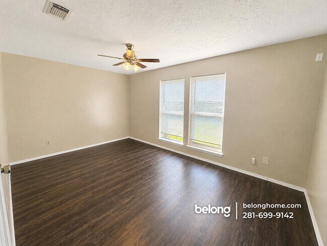 Foto del edificio - 3108 Trembling Creek Cir