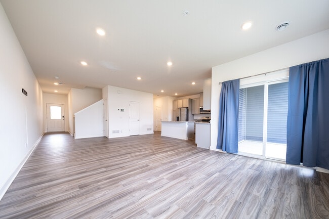 Building Photo - 13808 Kaylemore Trl