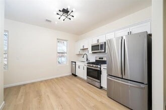 Building Photo - 155 Van Horne St