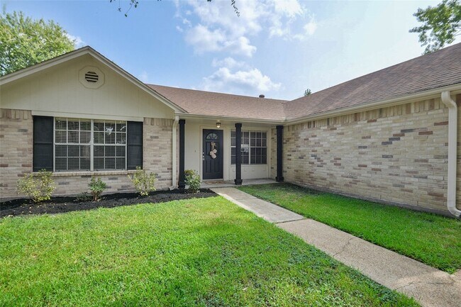Foto del edificio - 7211 Fuchsia Ln
