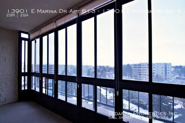 Foto del edificio - 13901 E Marina Dr