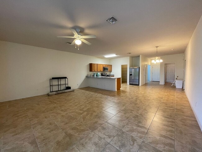 Foto del edificio - 1622 SW 16th Ct