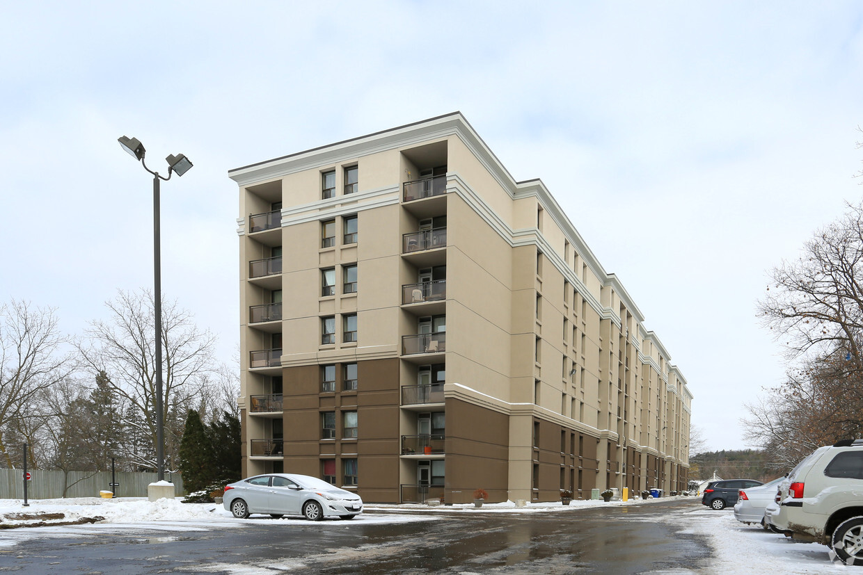 Primary Photo - Fairview Towers