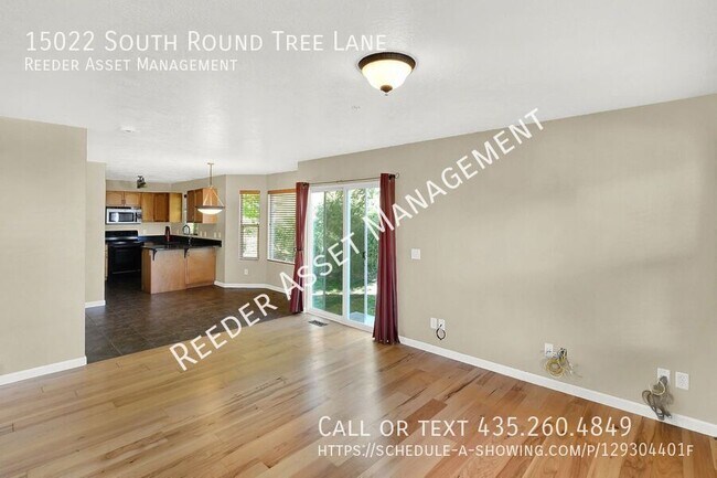 Foto del edificio - 15022 S Round Tree Ln
